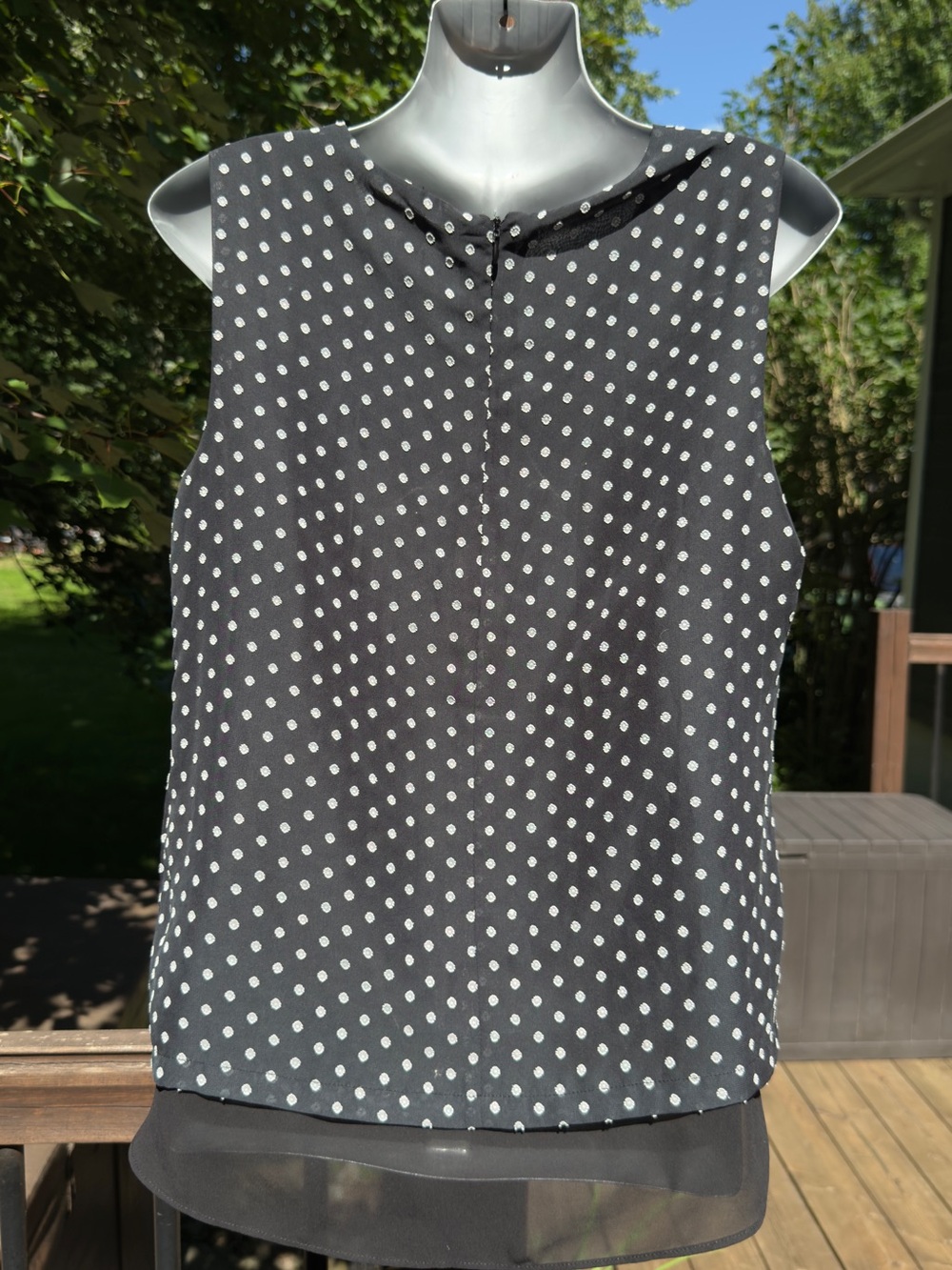 β’Rose + Olive Black White Polka Dot Layered Sleeveless Blouse Size M Chiffon Hem - Picture 7 of 12